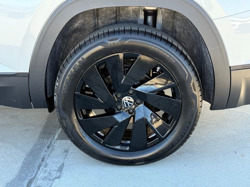 New 2026 Volkswagen Atlas SE image 10