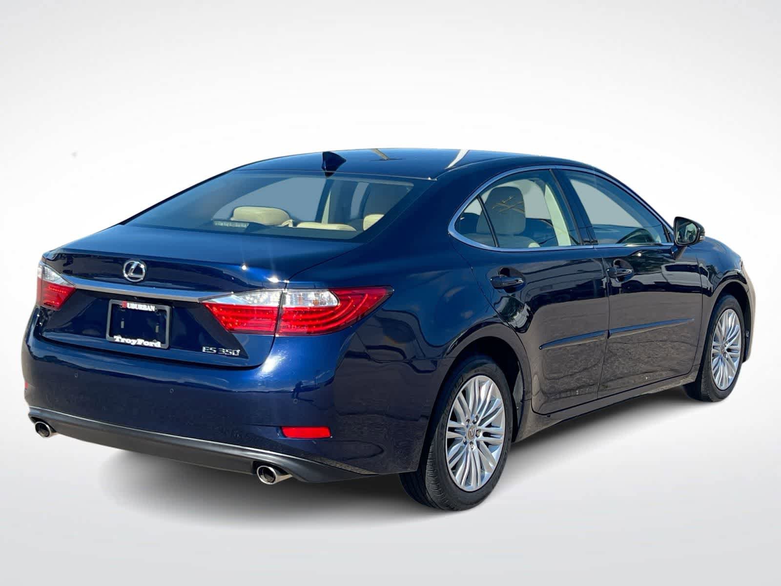 Used 2015 Lexus ES 350 w/ Luxury Package FWD image 8