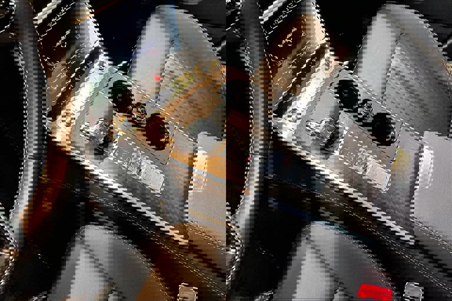 Used 2021 Audi A7 e Premium Plus w/ Interior Protection Package image 16