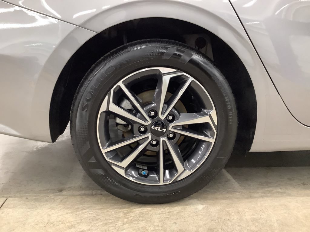 Certified 2024 Kia Forte LXS FWD image 21
