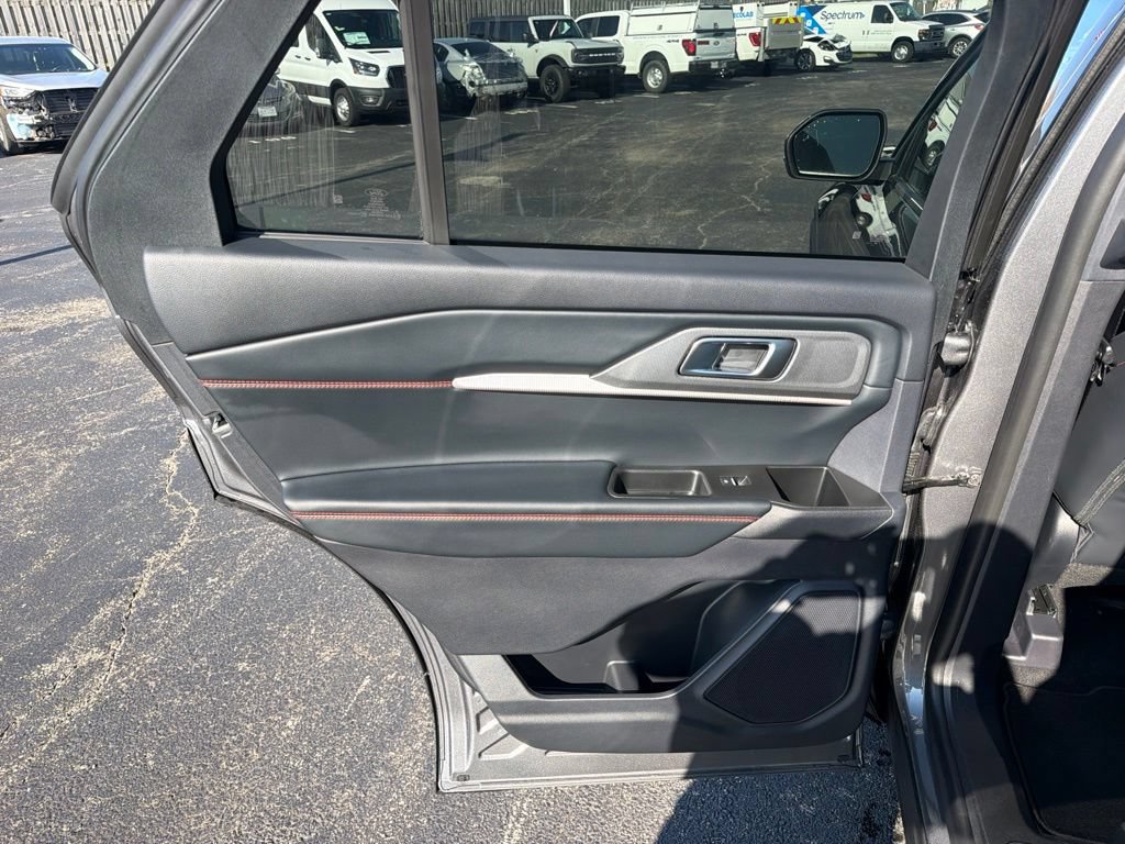 New 2026 Ford Explorer ST AWD/4WD image 21