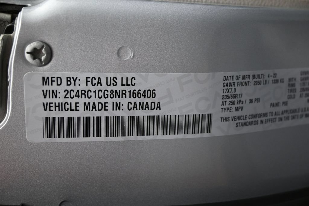 Used 2022 Chrysler Voyager LX FWD image 10