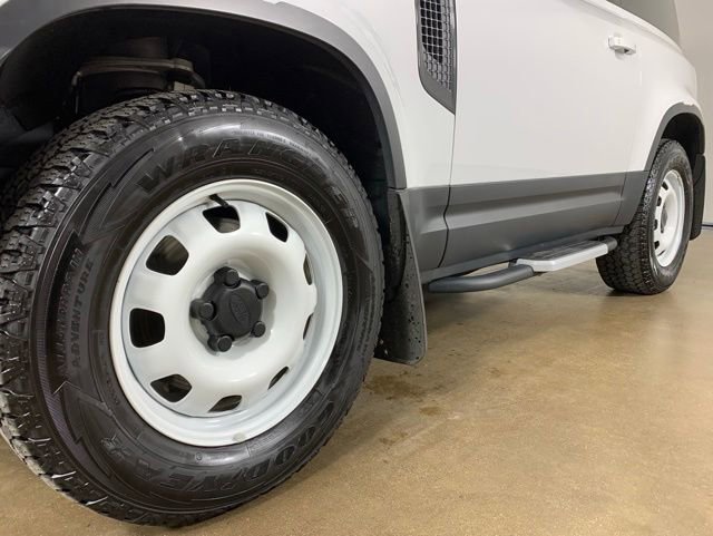 Used 2022 Land Rover Defender 90 S AWD/4WD image 2