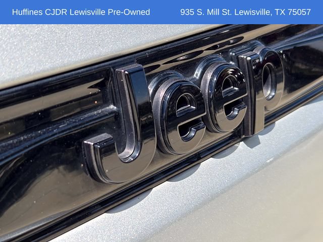 Used 2024 Jeep Grand Cherokee Limited w/ Black Appearance Package RWD image 11
