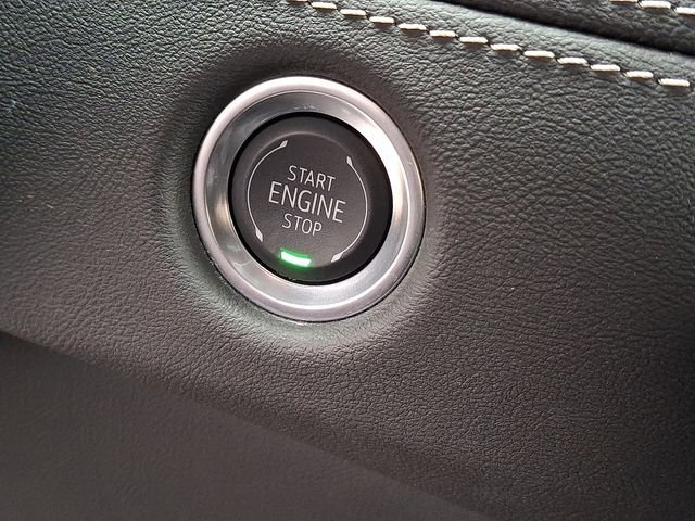 New 2025 Cadillac Escalade Luxury image 15