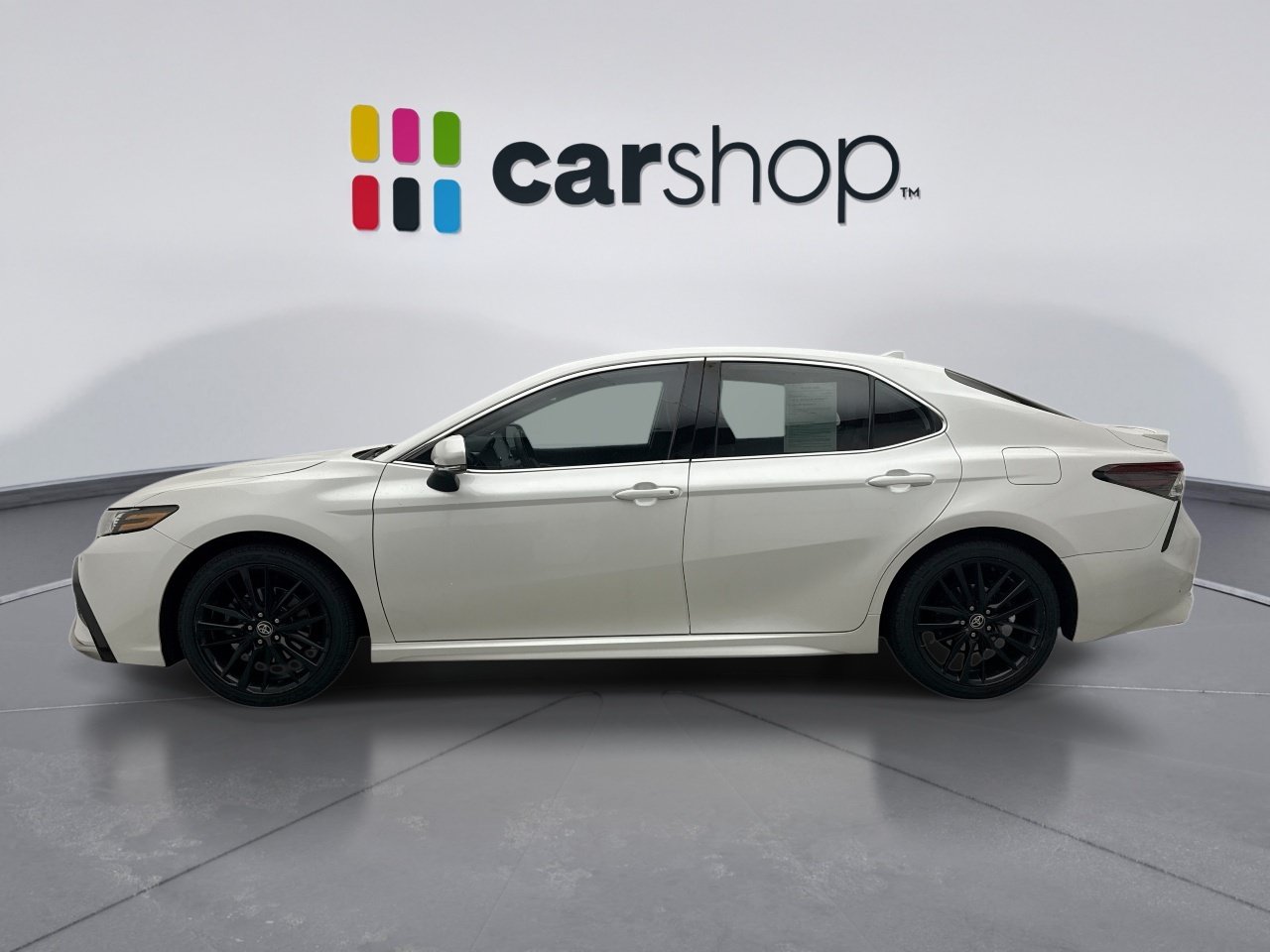 Used 2023 Toyota Camry XSE w/ Cold Weather Package FWD image 2