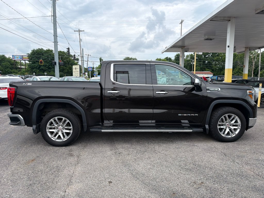 Used 2019 GMC Sierra 1500 SLT w/ SLT Premium Package AWD/4WD image 21