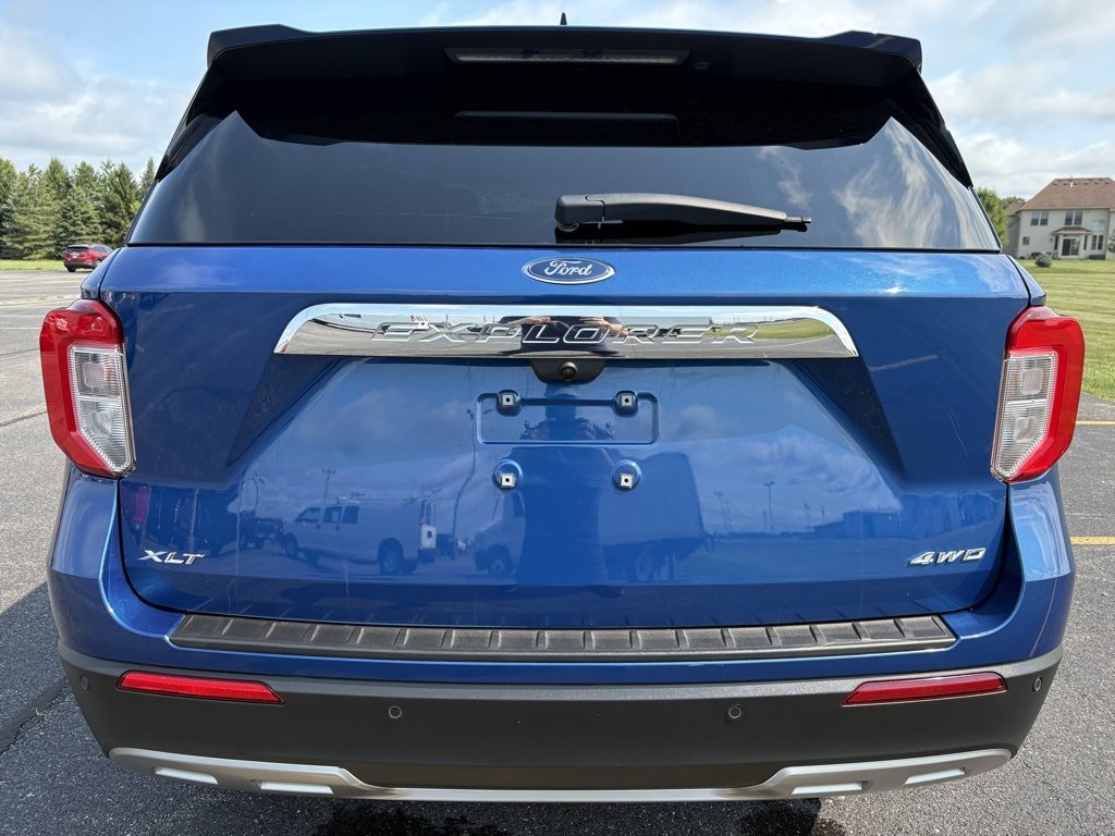 Used 2022 Ford Explorer XLT w/ Equipment Group 202A image 40