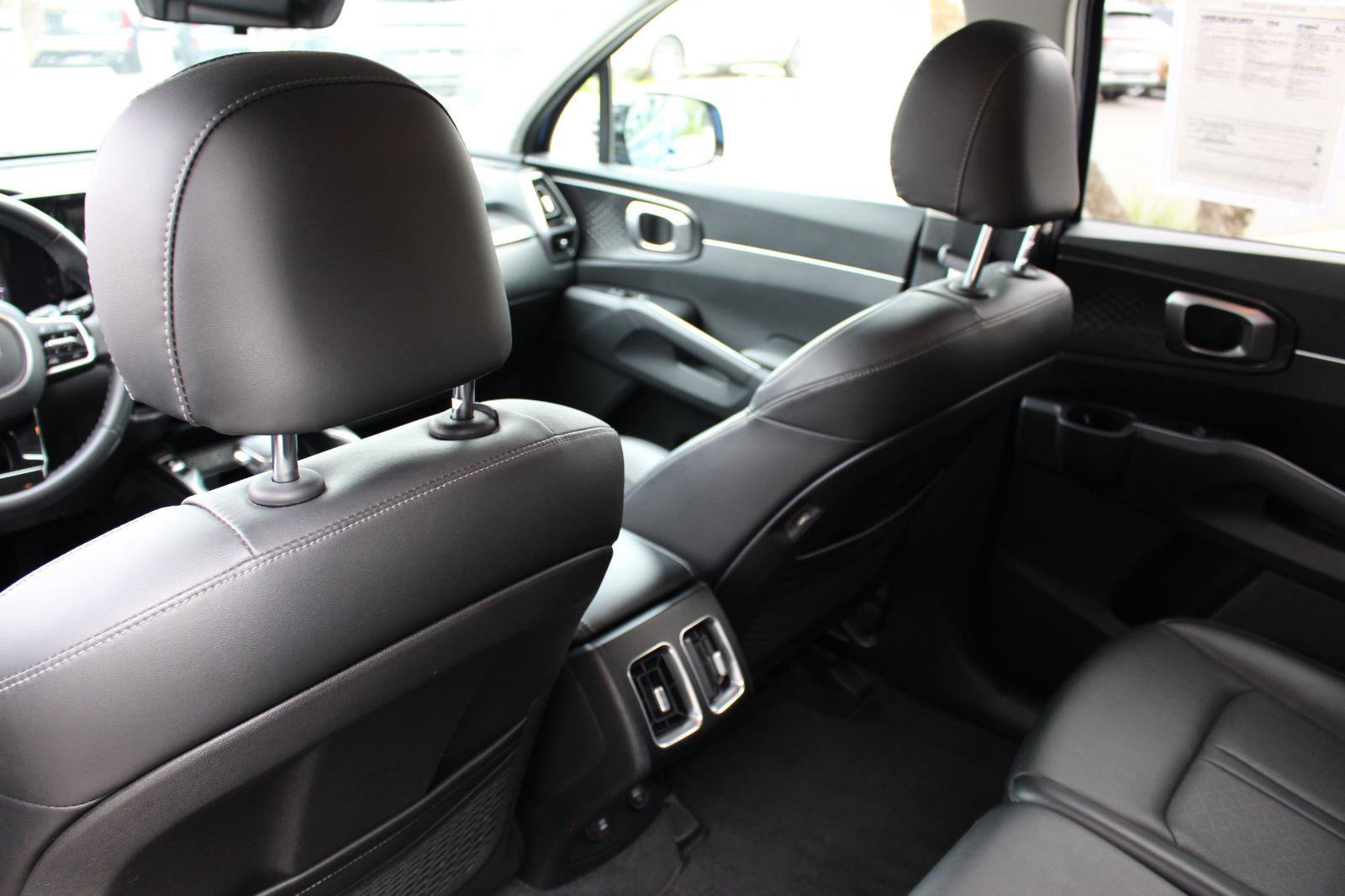 Used 2022 Kia Sorento S image 30