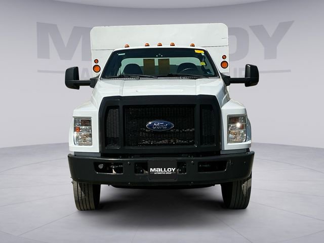 Used 2016 Ford F750 2WD Regular Cab Super Duty image 8