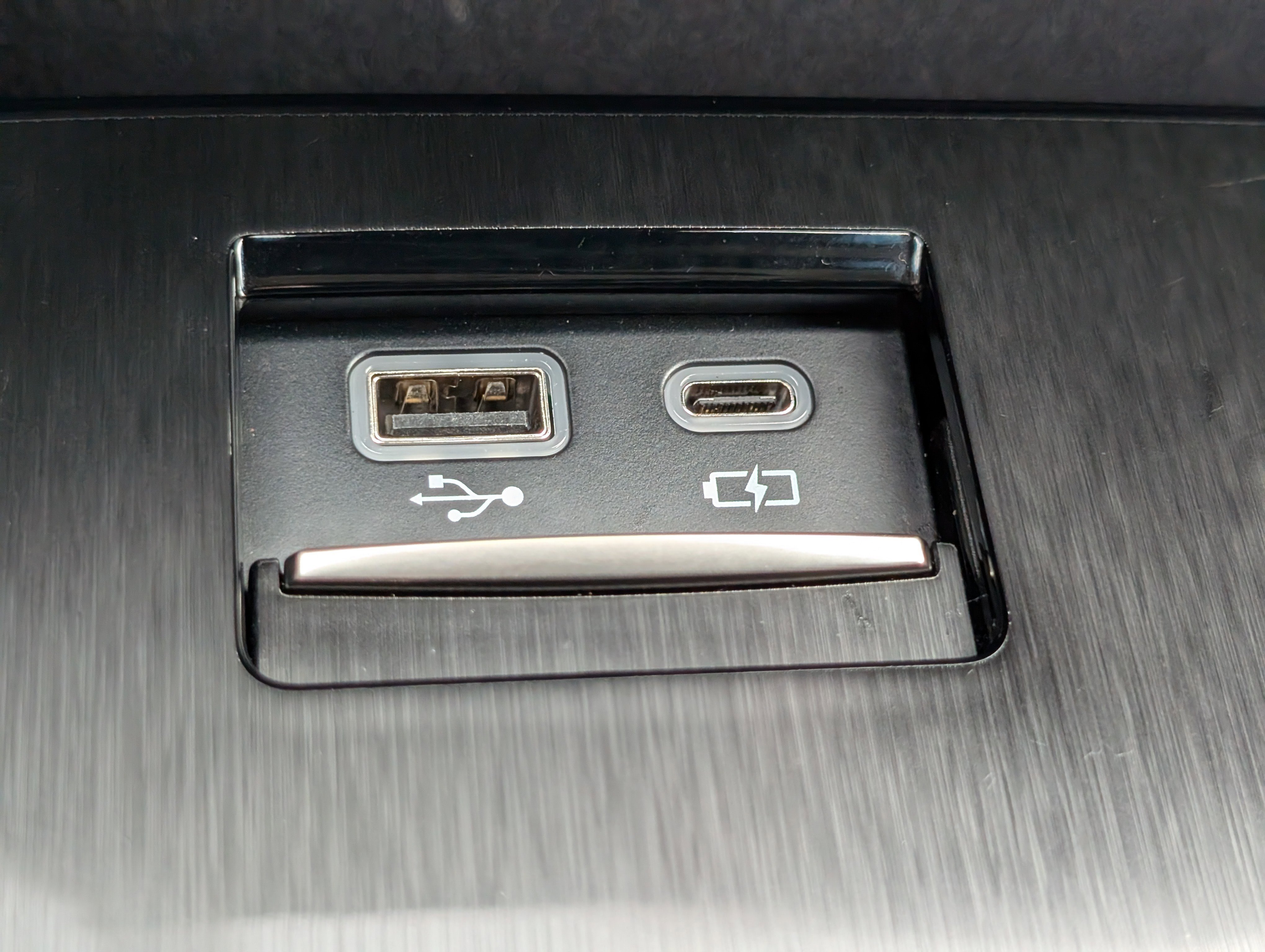 Certified 2025 Lexus ES 350 w/ Premium Package image 24