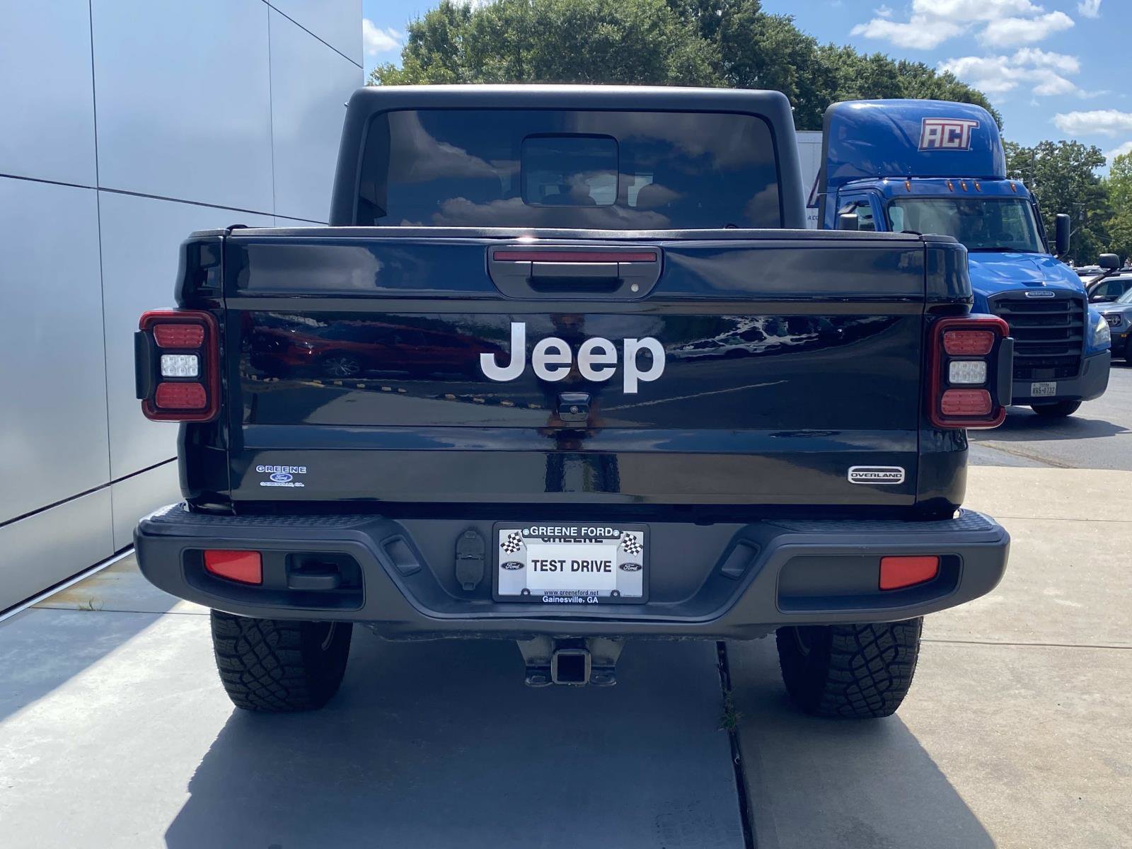 Used 2020 Jeep Gladiator Overland AWD/4WD image 5