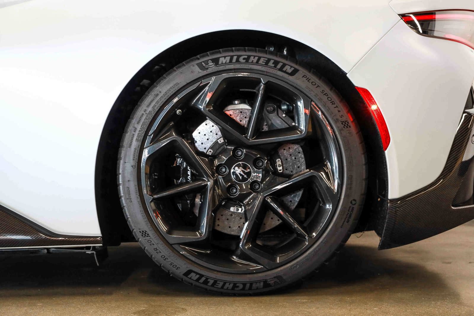 Used 2022 Maserati MC20 Coupe RWD image 23