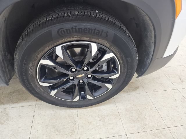 Used 2023 Chevrolet TrailBlazer LT w/ Convenience Package FWD image 7