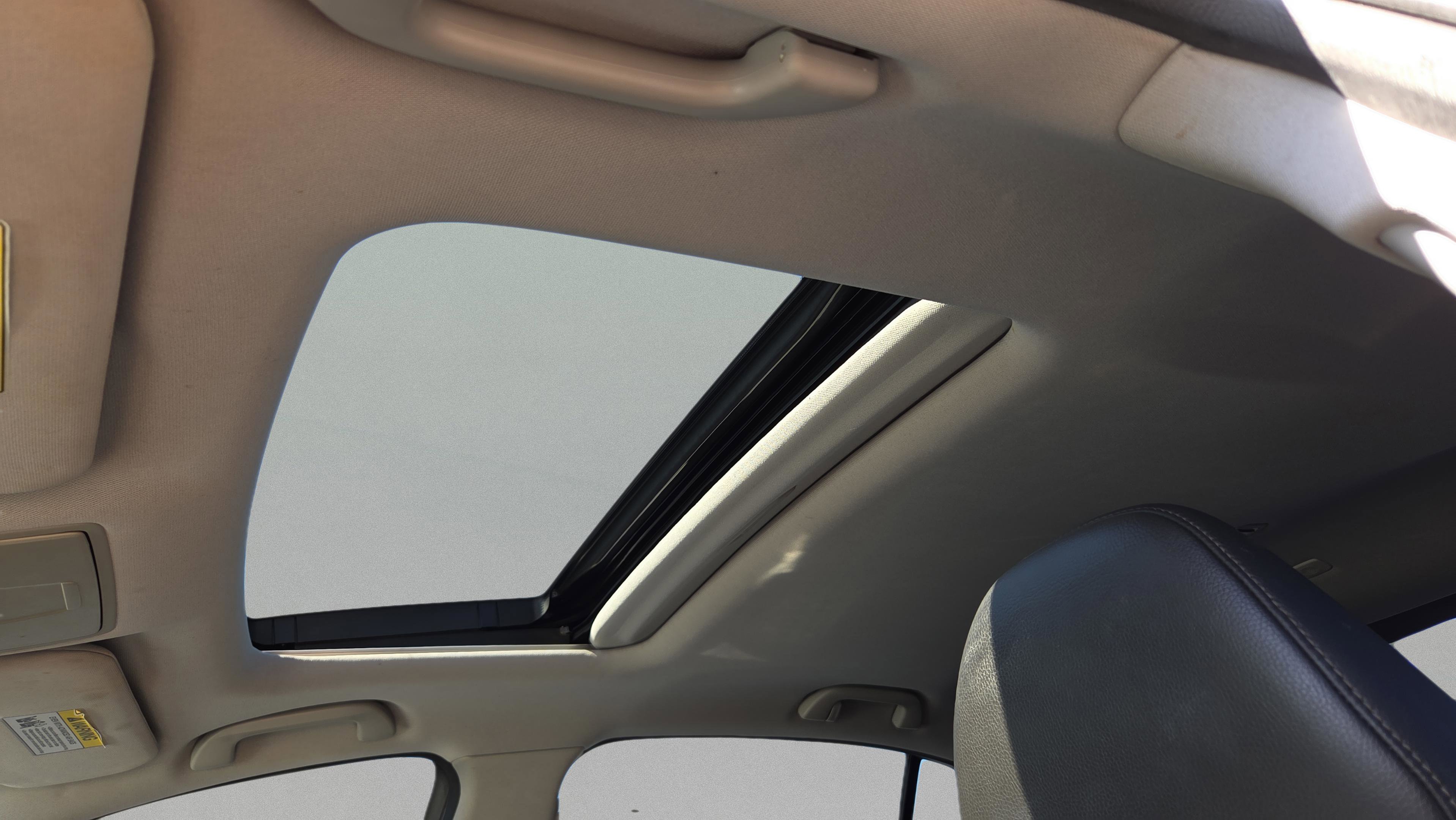 Used 2017 Acura TLX FWD image 17