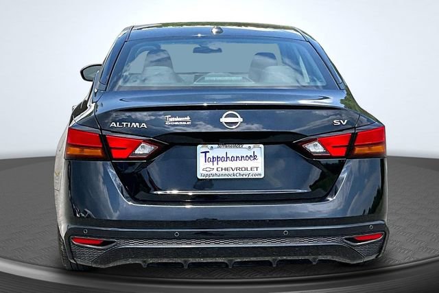 Used 2024 Nissan Altima 2.5 SV FWD image 5