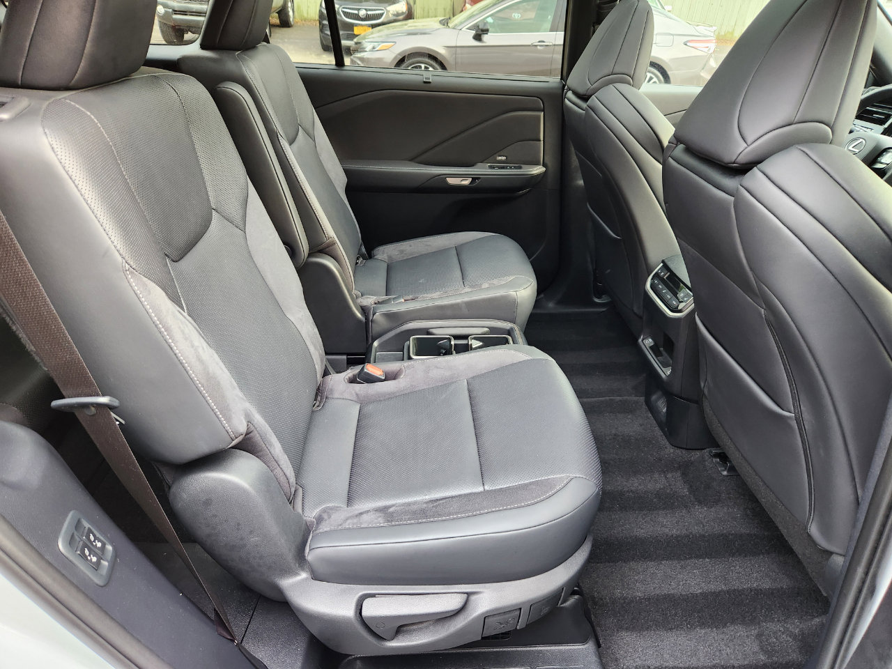 Used 2024 Lexus TX 500h AWD image 14