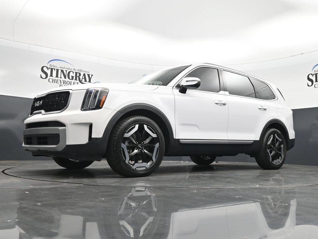 Used 2023 Kia Telluride EX FWD image 28