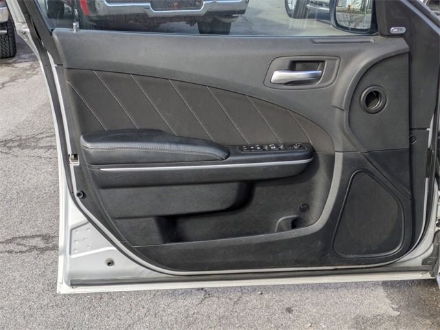 Used 2020 Dodge Charger SXT image 6