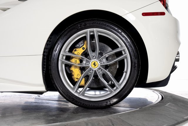 Certified 2018 Ferrari 488 Spider RWD image 19