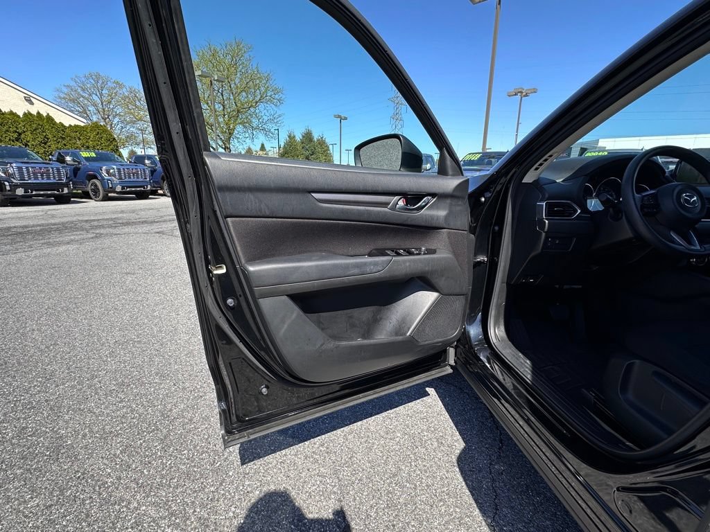 Used 2017 MAZDA CX-5 Sport FWD image 22