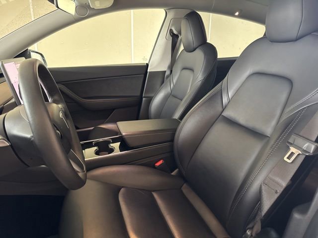 Used 2021 Tesla Model Y Long Range image 14