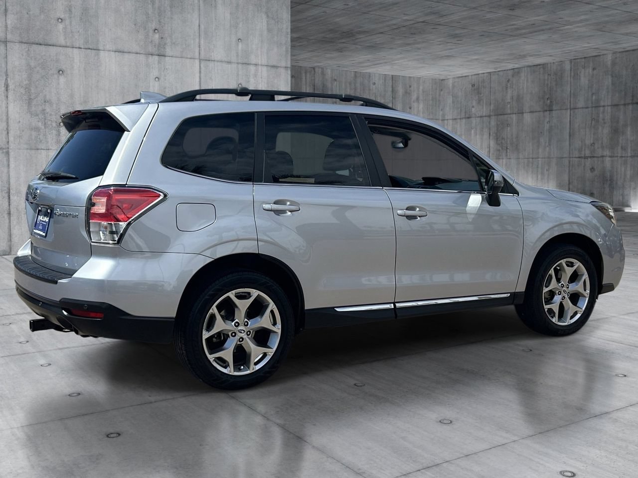 Used 2018 Subaru Forester 2.5i Touring w/ Popular Package #3B AWD/4WD image 5