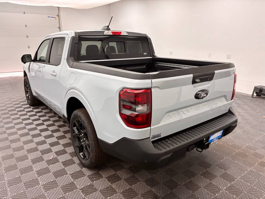 New 2025 Ford Maverick Lariat w/ Black Appearance Package image 11