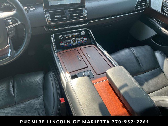 Used 2021 Lincoln Navigator Reserve w/ Luxury Package AWD/4WD image 26
