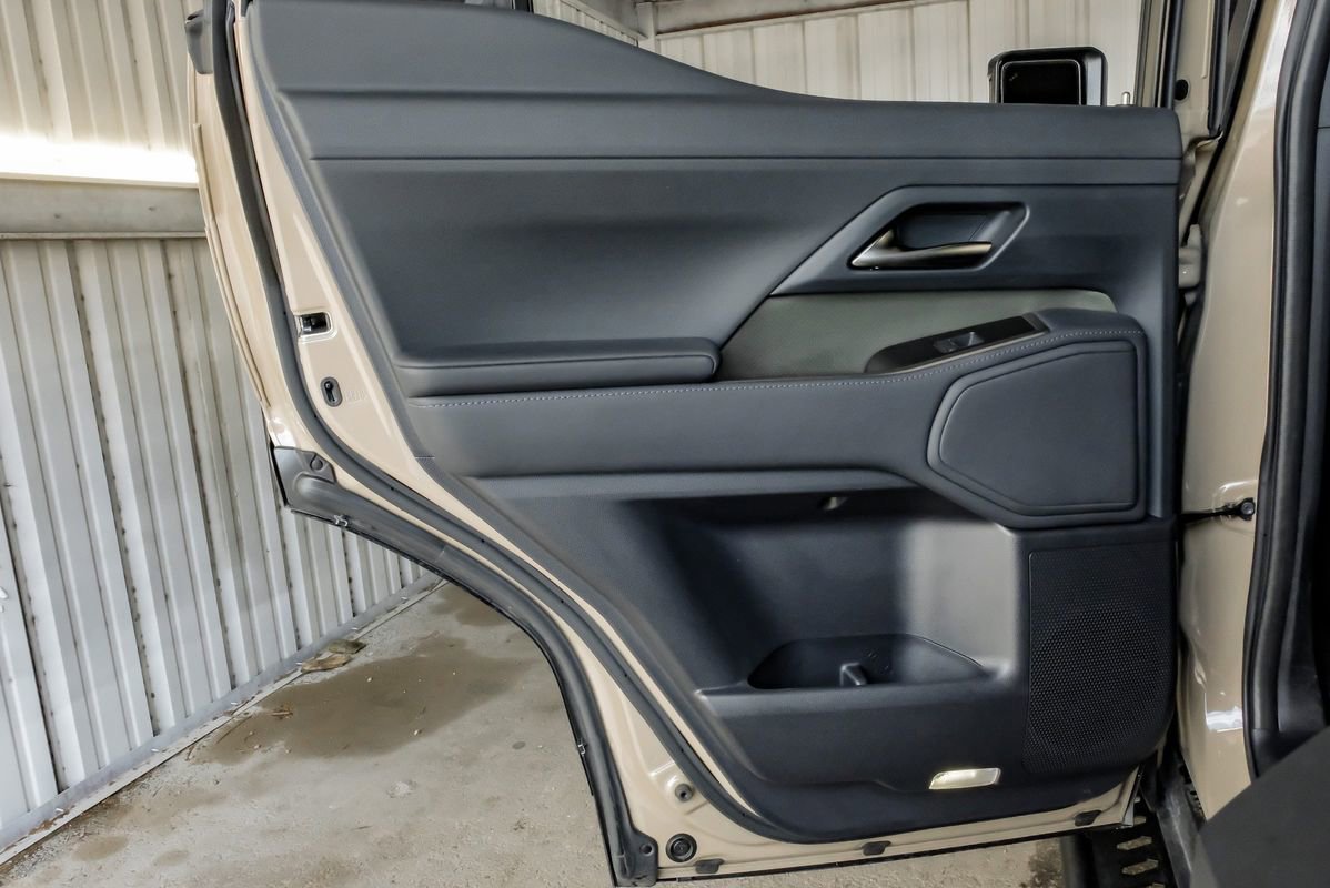 Used 2025 Lexus GX 550 image 46