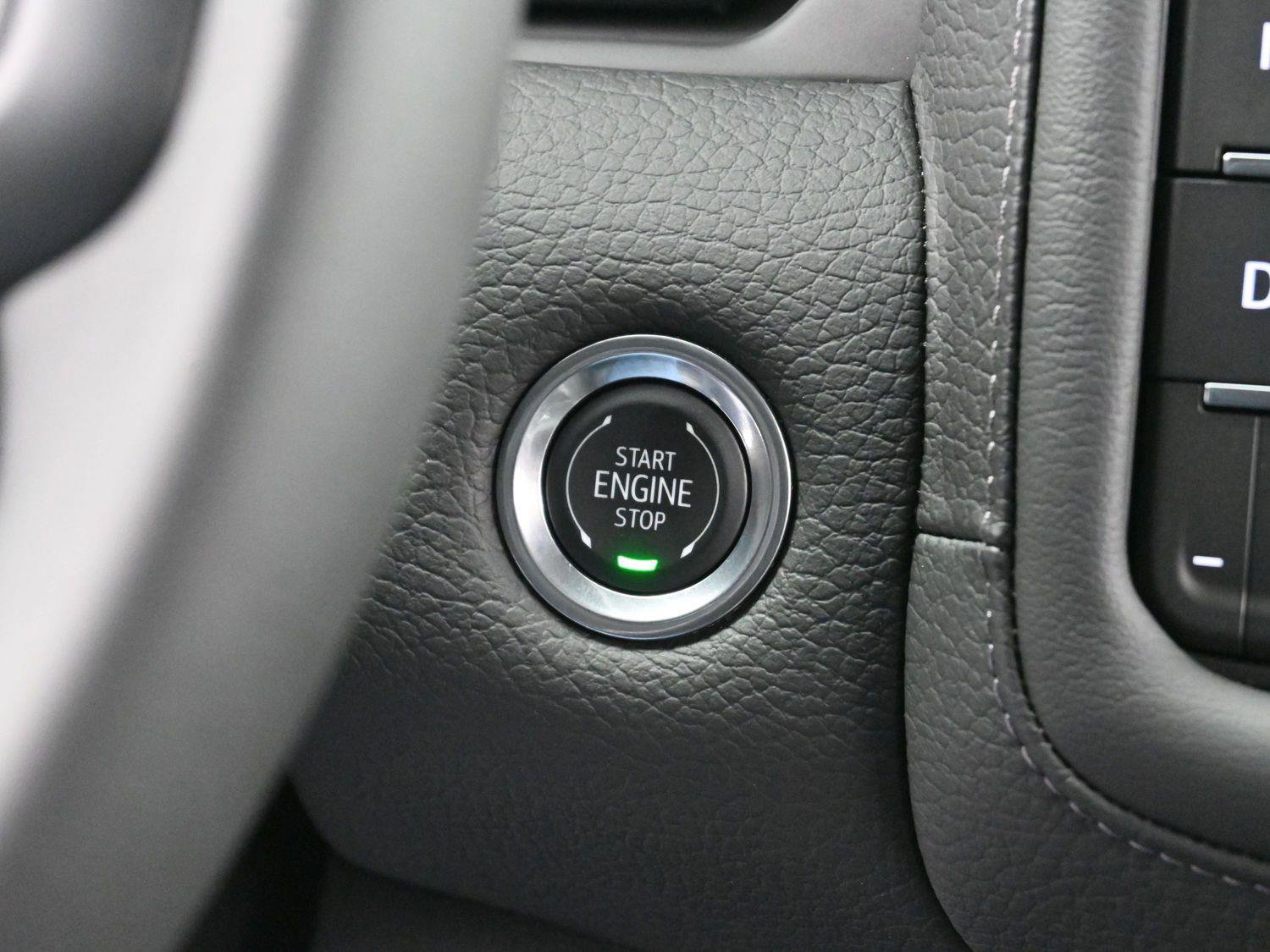 Used 2024 GMC Yukon XL Denali w/ Max Trailering Package image 22