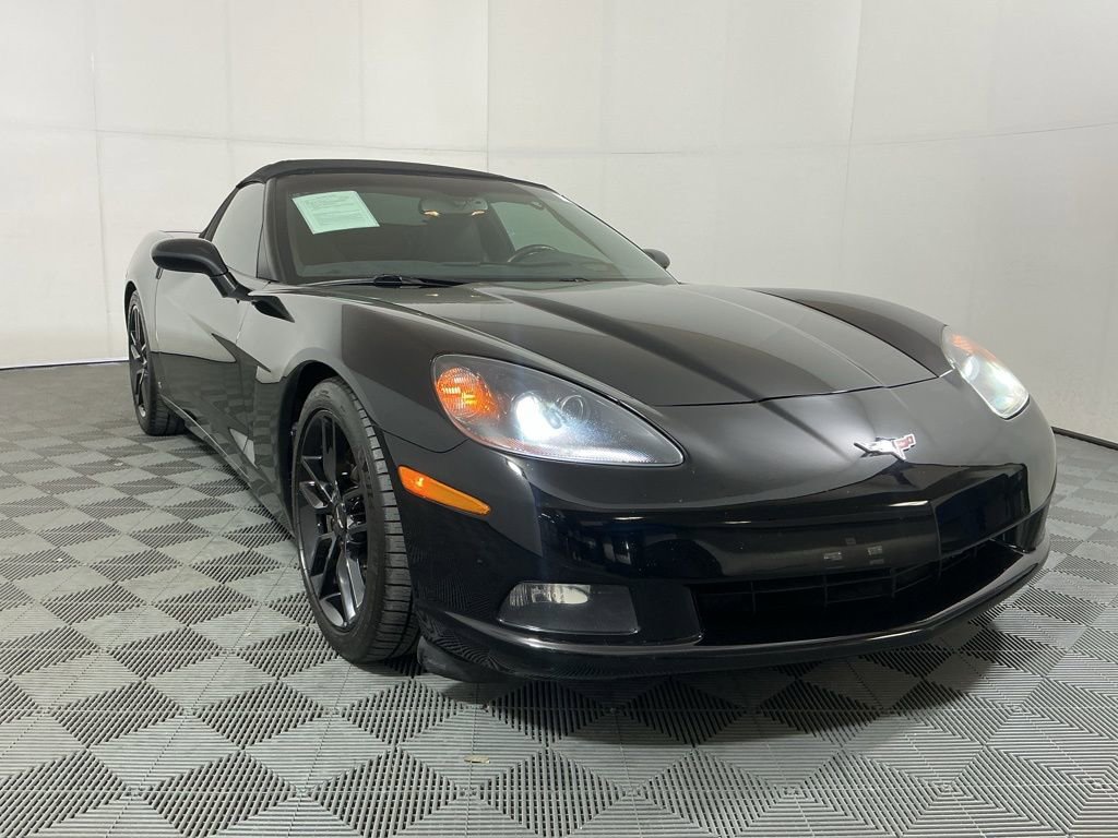 Used 2007 Chevrolet Corvette Convertible w/ Preferred Equipment Group image 4