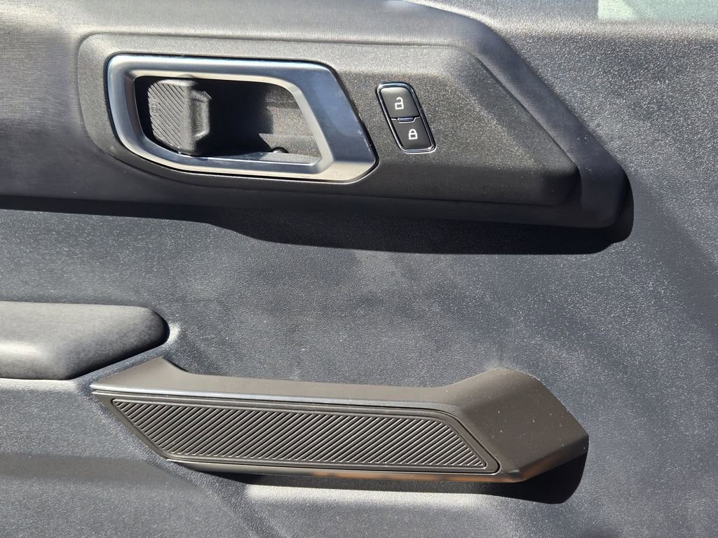Used 2024 Ford Bronco Badlands image 30