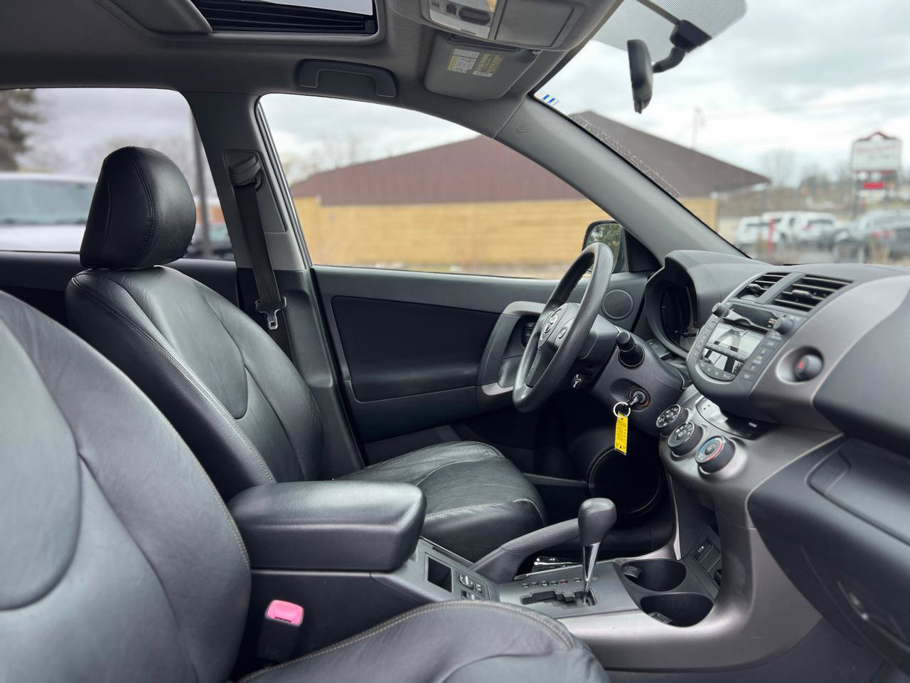 Used 2010 Toyota RAV4 Sport AWD/4WD image 38