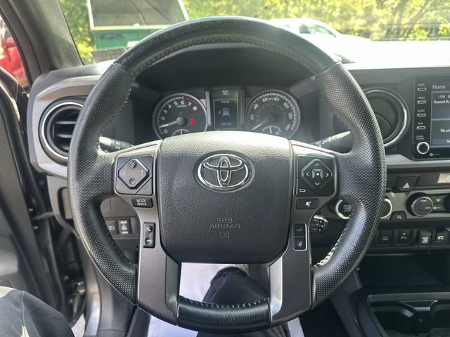 Used 2023 Toyota Tacoma TRD Off-Road w/ Technology Package AWD/4WD image 13