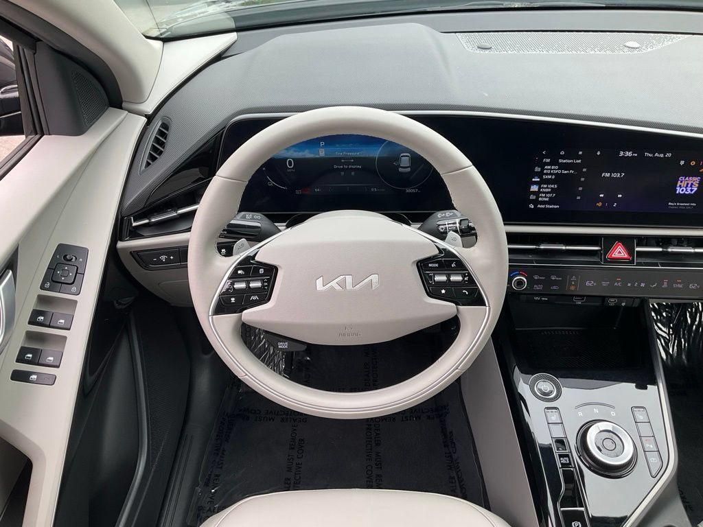 Used 2023 Kia Niro Wind FWD image 34
