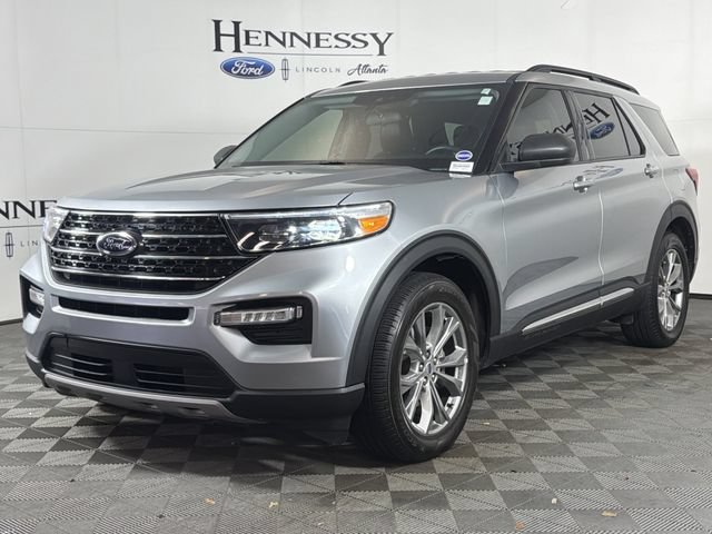 Certified 2023 Ford Explorer XLT w/ Equipment Group 202A RWD image 1