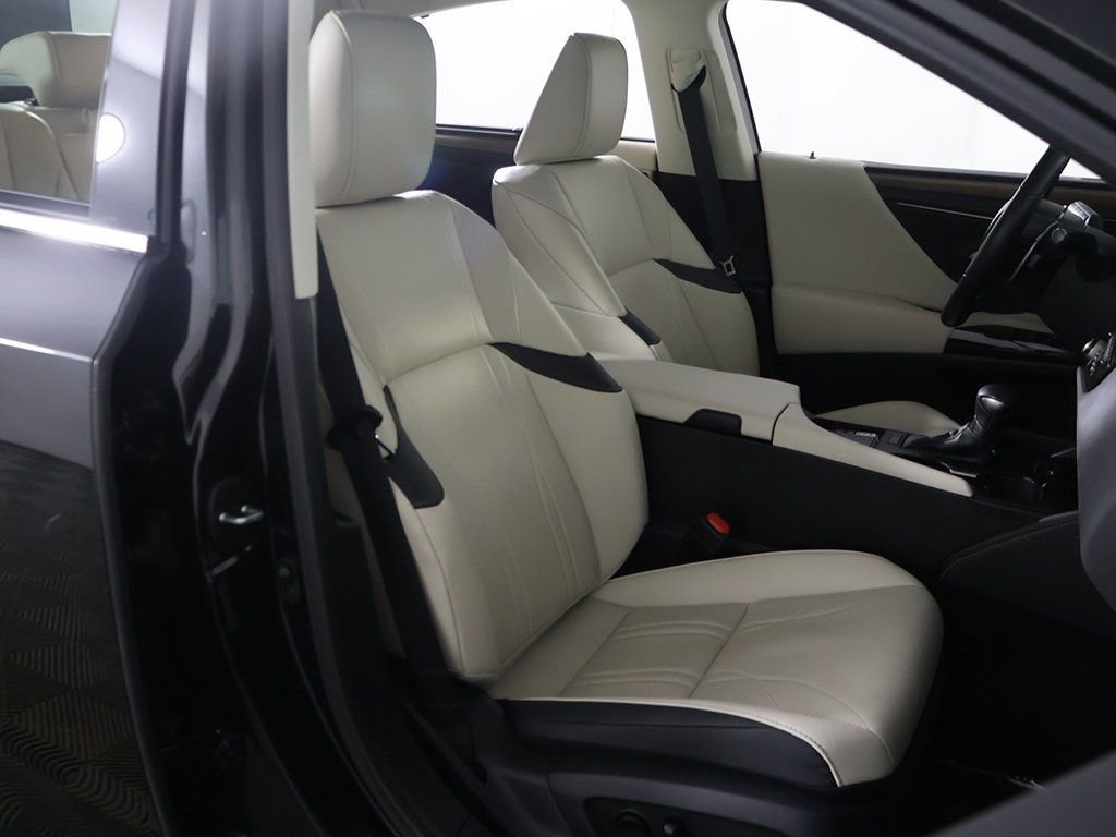 Used 2023 Lexus ES 350 w/ Ultra Luxury Package image 34