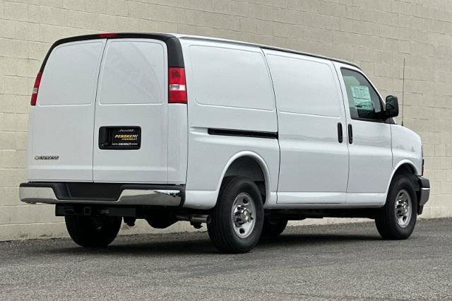 New 2026 Chevrolet Express 2500 w/ Driver Convenience Package RWD image 4