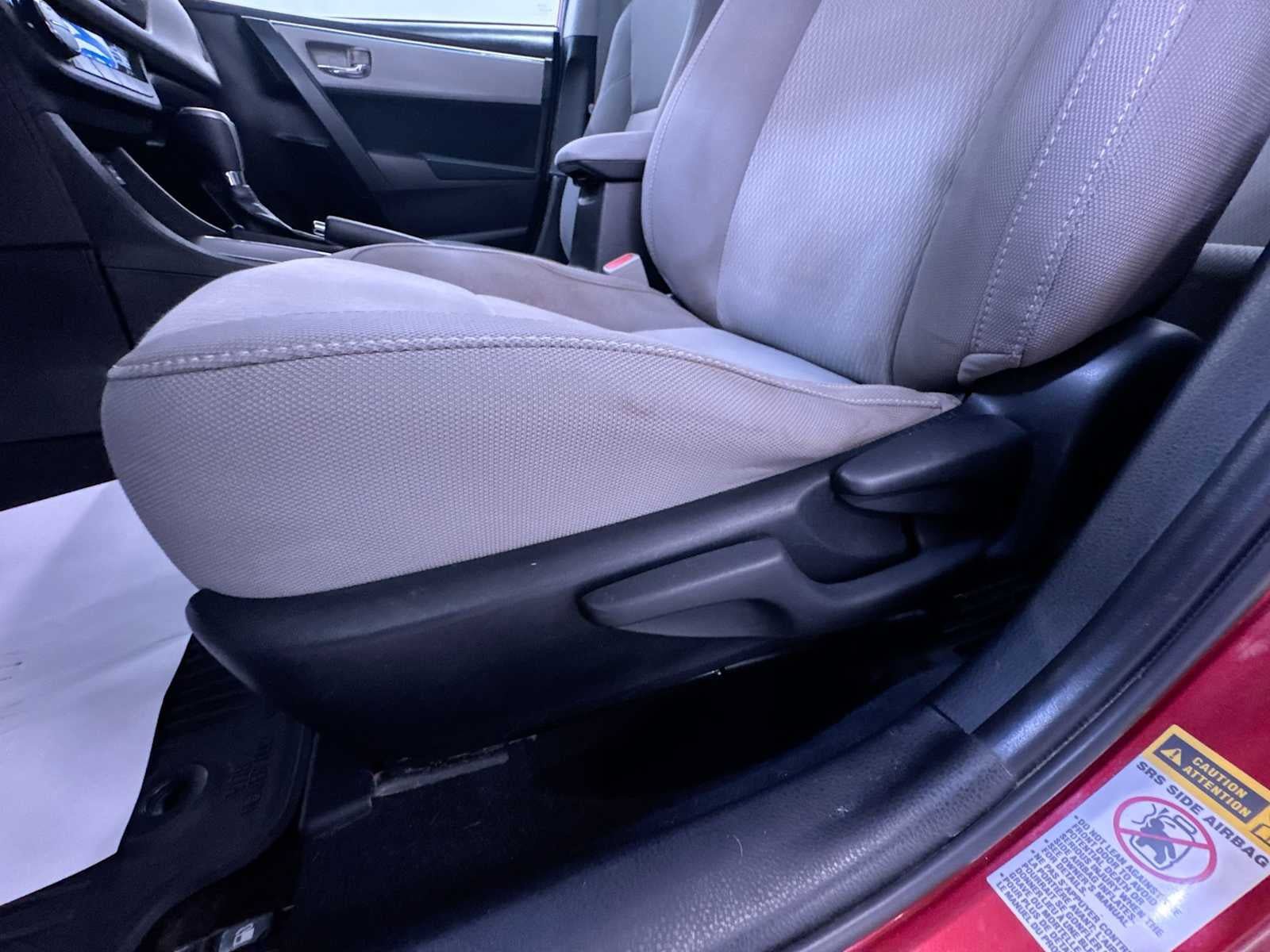Used 2014 Toyota Corolla LE image 5