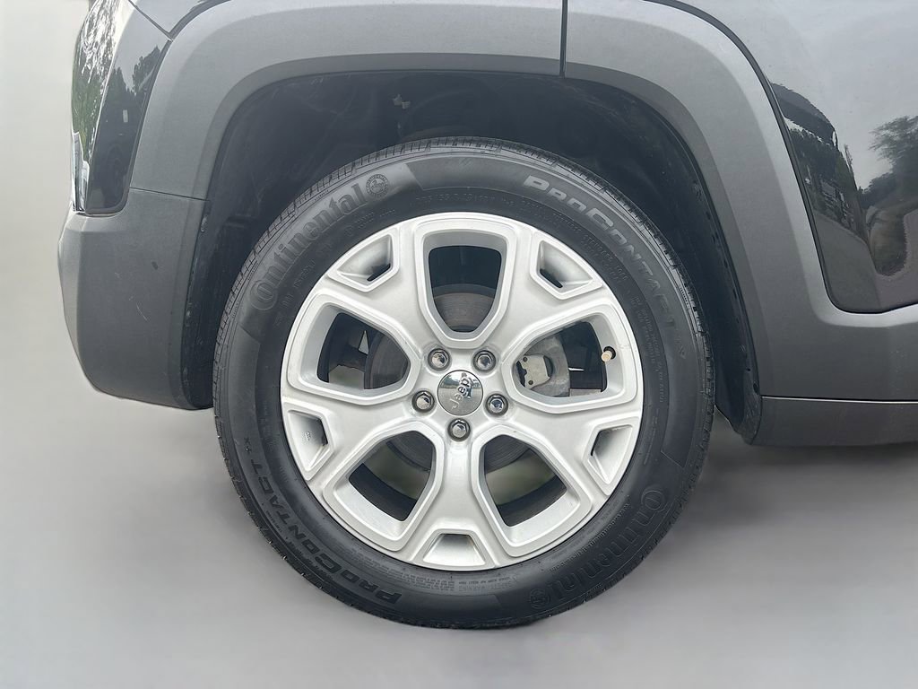 Used 2018 Jeep Renegade Limited FWD image 13