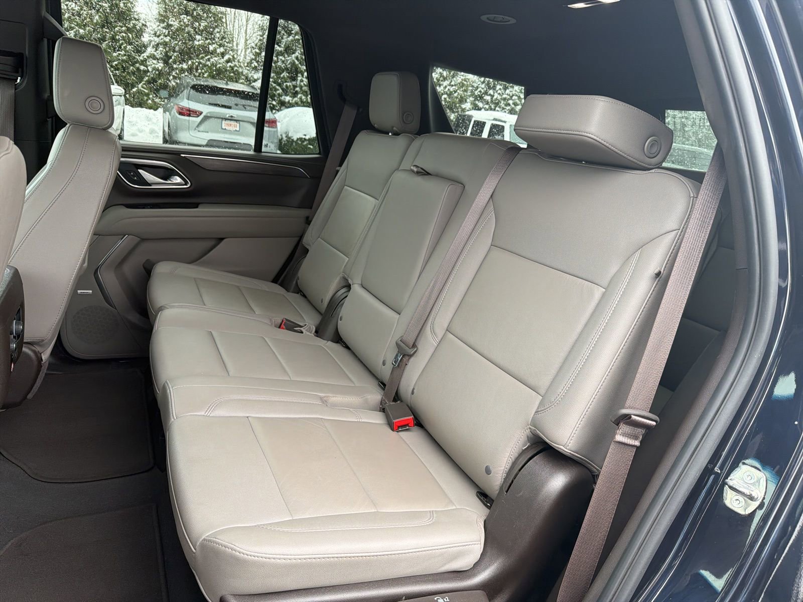 Used 2024 Chevrolet Tahoe LT image 23