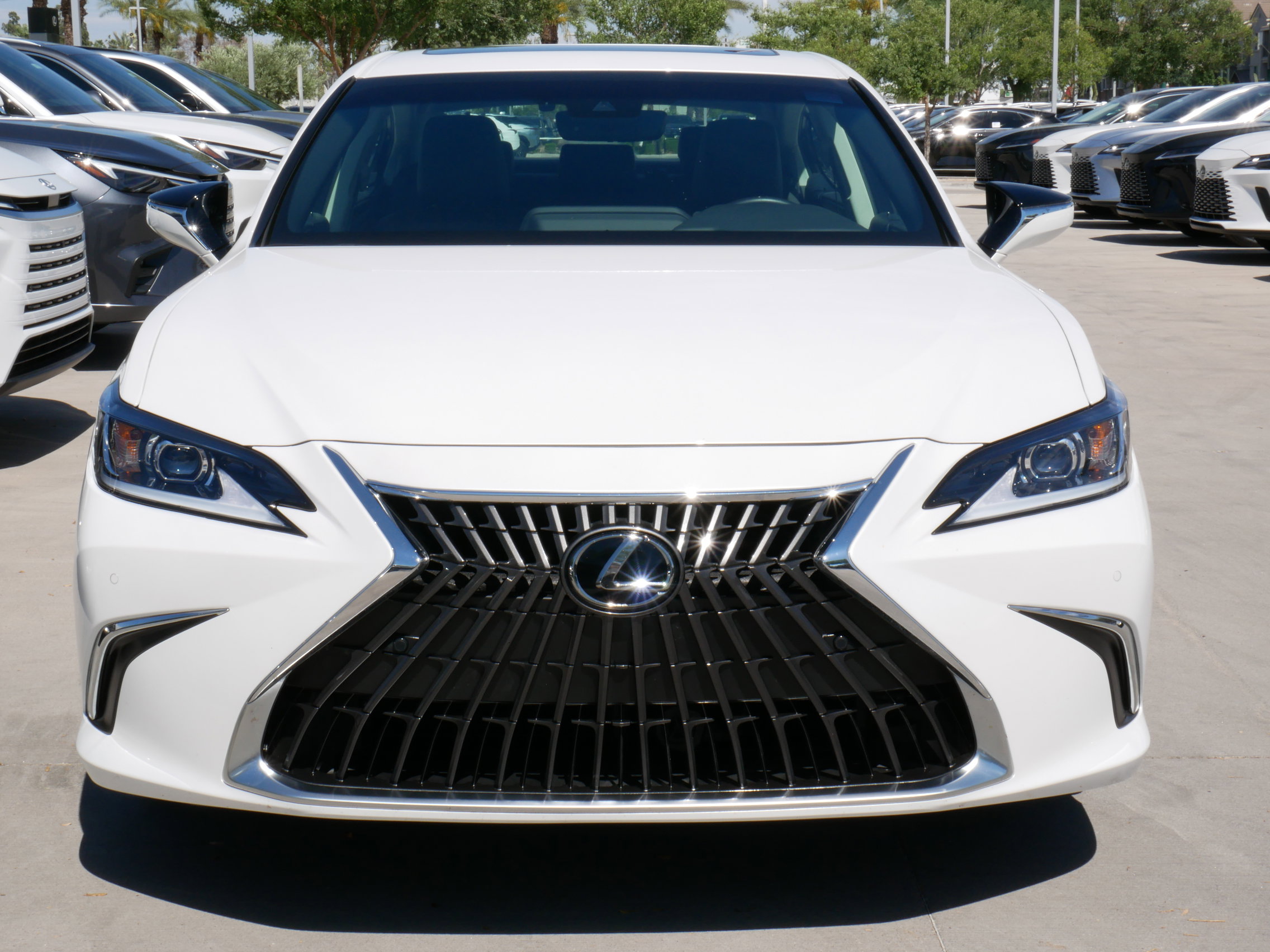 Certified 2025 Lexus ES 300h w/ Premium Package FWD image 19
