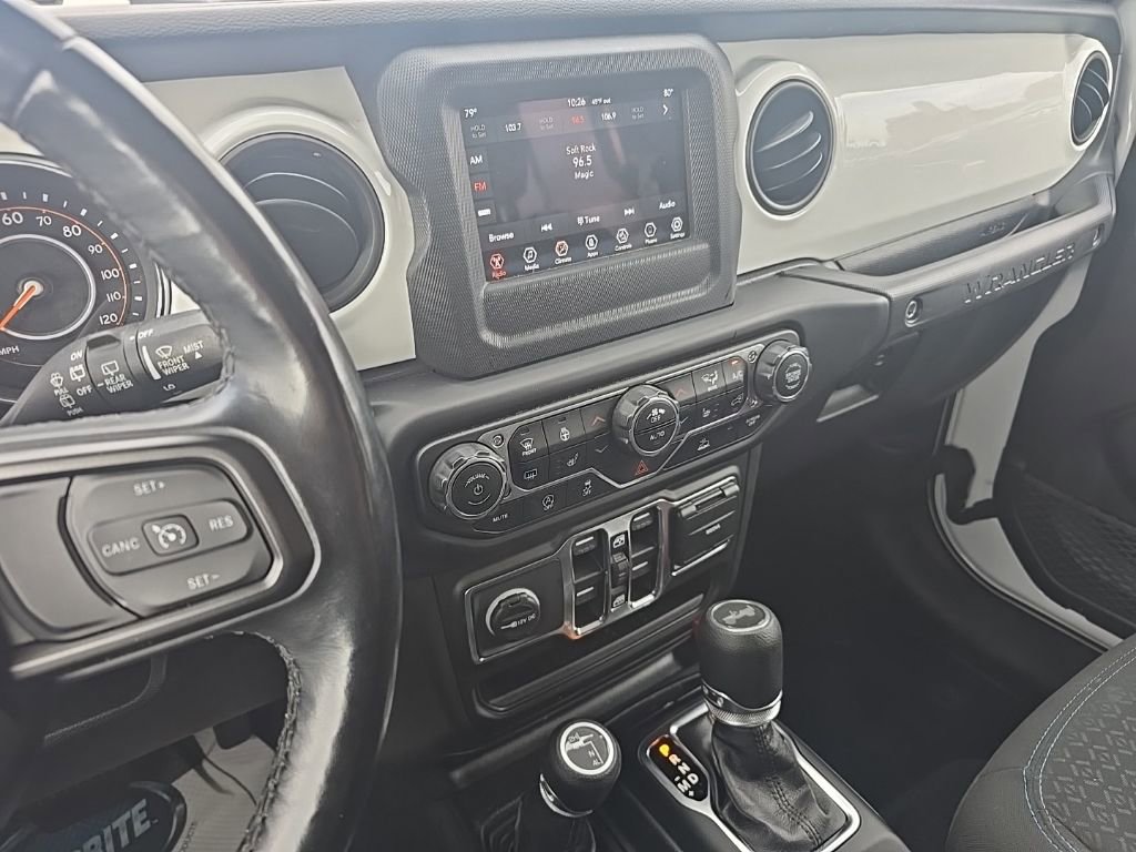 Used 2021 Jeep Wrangler Unlimited Islander AWD/4WD image 15