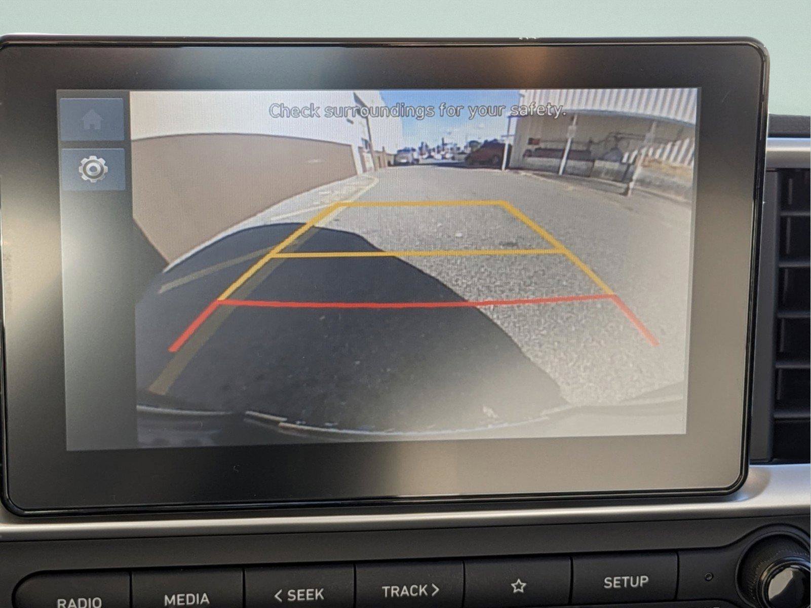 New 2025 Hyundai Venue SEL FWD image 31