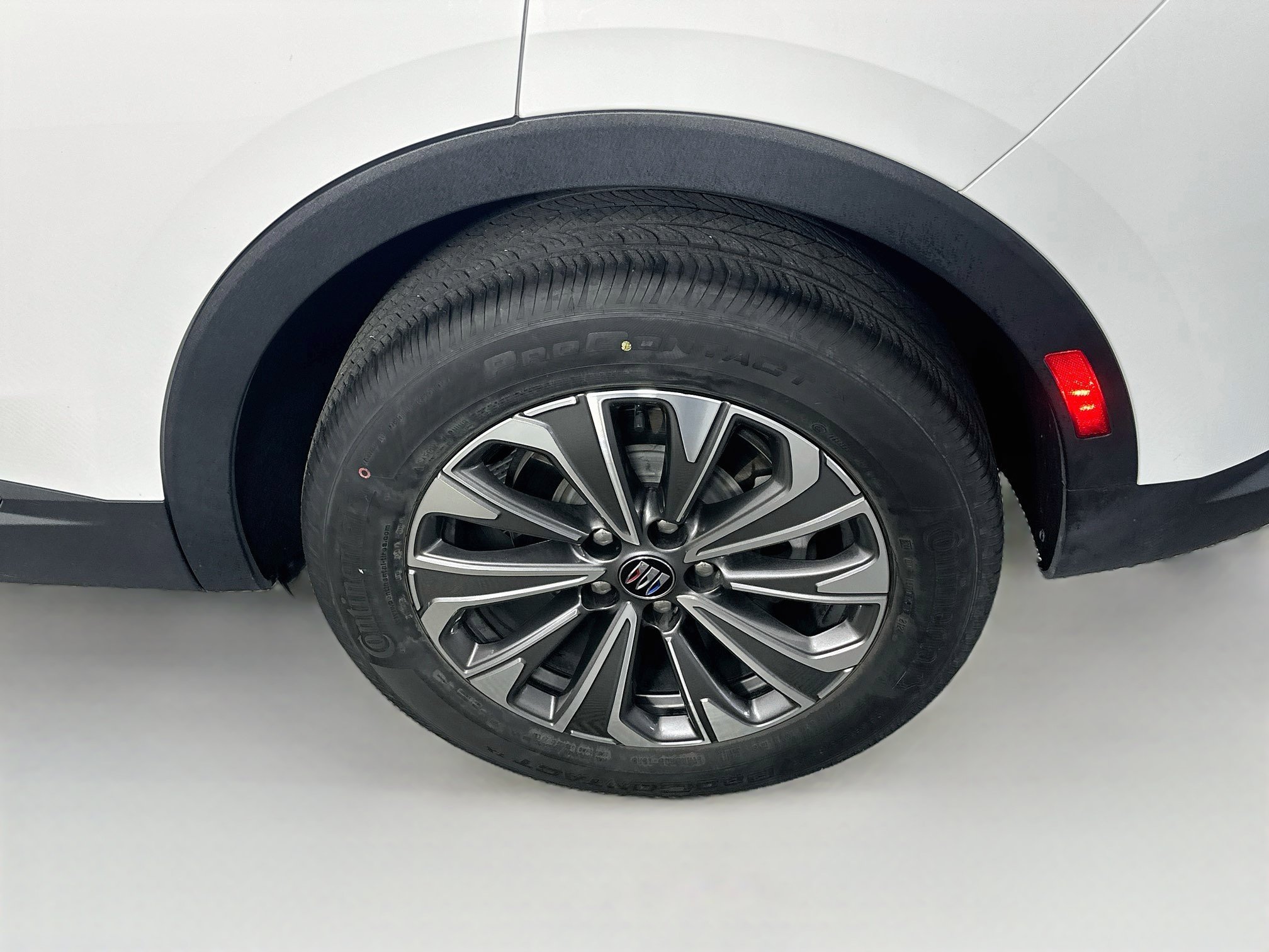 Used 2024 Buick Envision Preferred AWD/4WD image 11