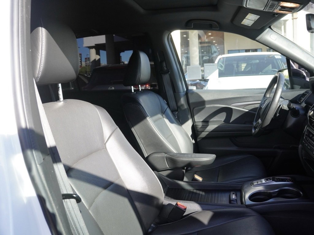 Used 2023 Honda Passport EX-L image 18