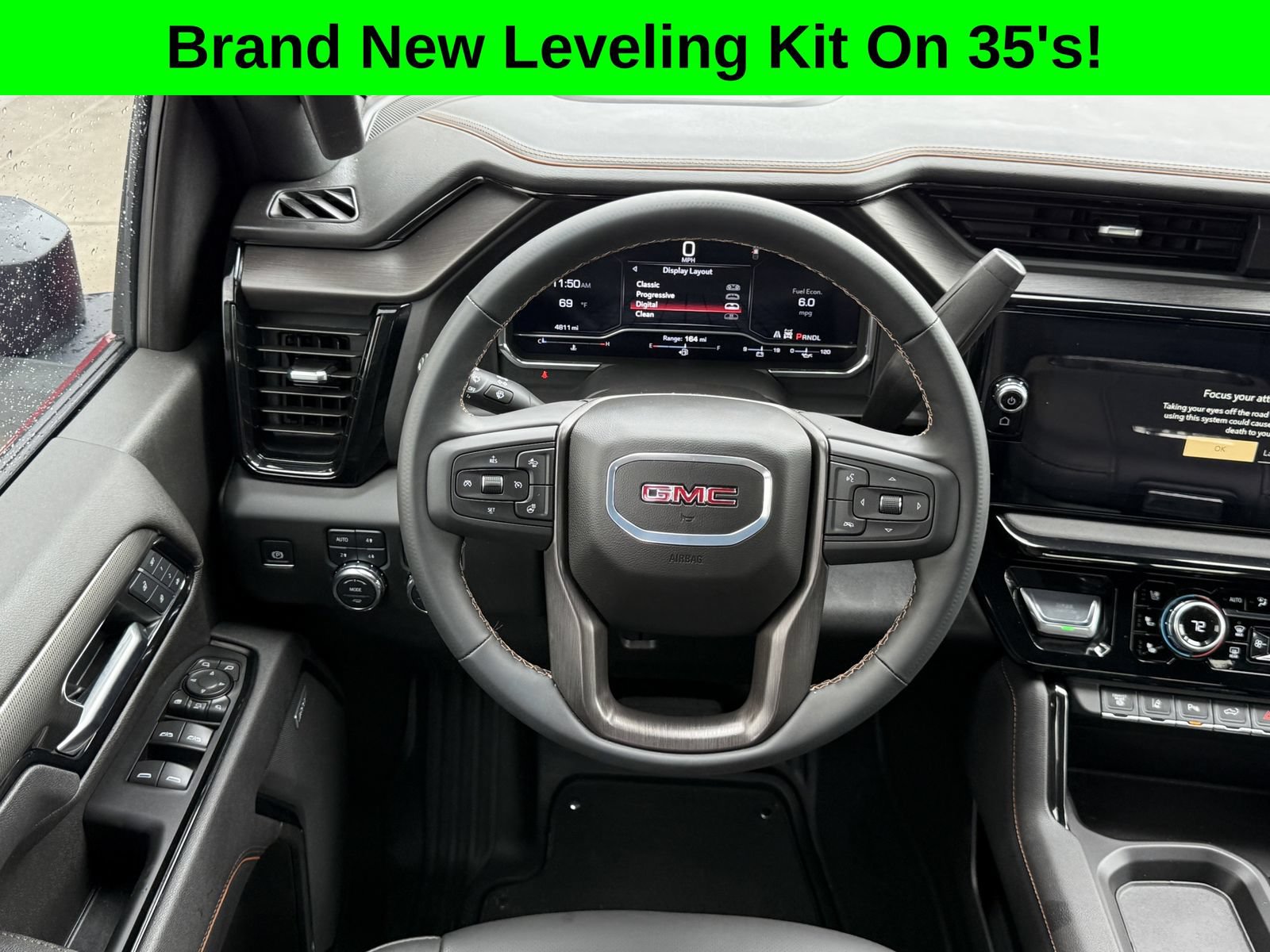 Used 2025 GMC Sierra 2500 AT4 w/ AT4 Premium Plus Package AWD/4WD image 18