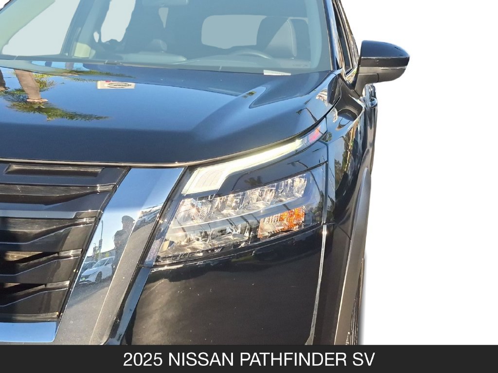 Certified 2025 Nissan Pathfinder SV w/ SV Premium Package AWD/4WD image 10