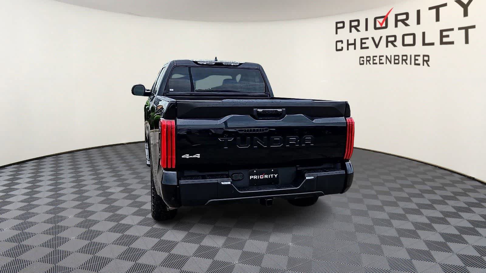 Used 2022 Toyota Tundra SR5 AWD/4WD image 7